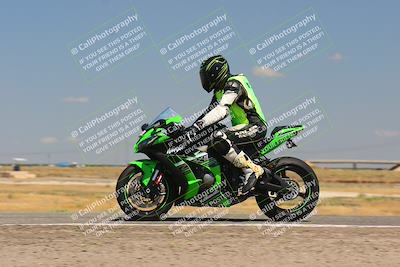 media/Sep-04-2023-Lets Ride (Mon) [[34443f911e]]/B Group/1220pm (Wheelie Bump)/